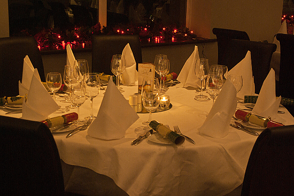 Christmas Party Decorations Dining Room